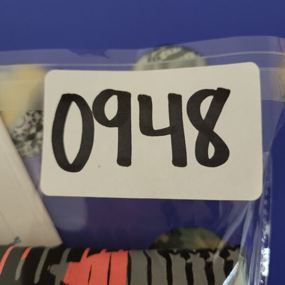 Air Jordan Men's Graphic T-Shirt Sz XXL Trippy Star Design Black Gray Red - Picture 8 of 8